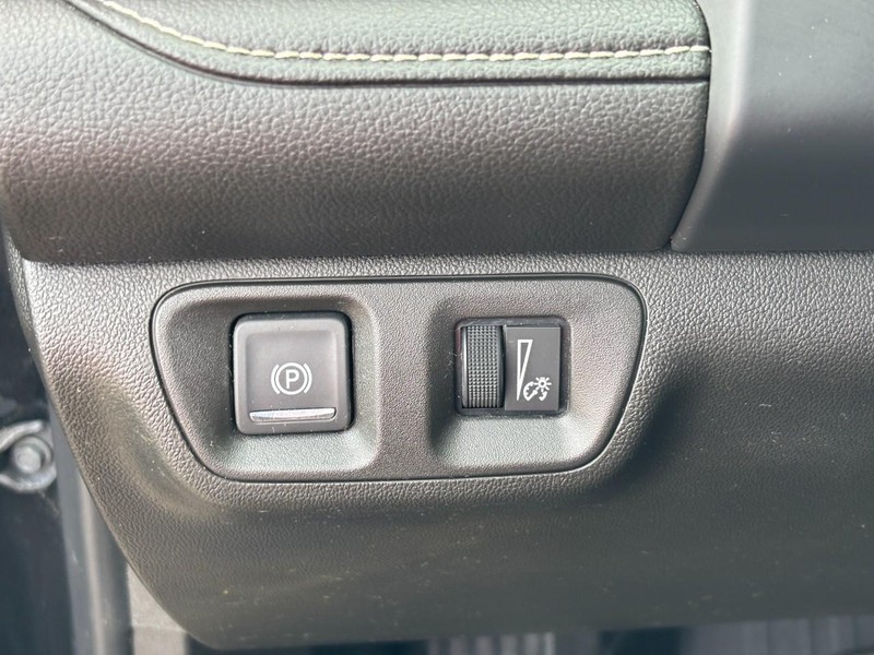 GMC Acadia Vehicle Full-screen Gallery Image 18