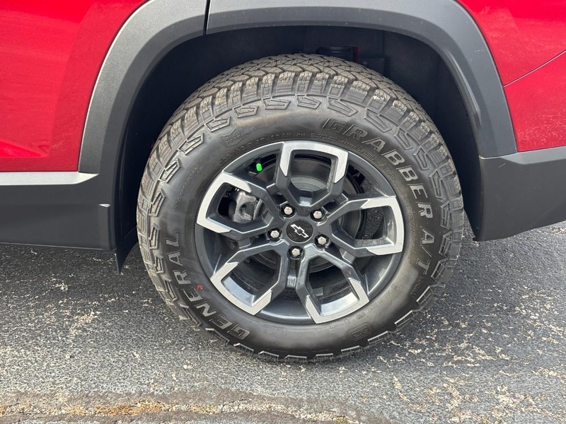 Chevrolet Equinox Vehicle Full-screen Gallery Image 4