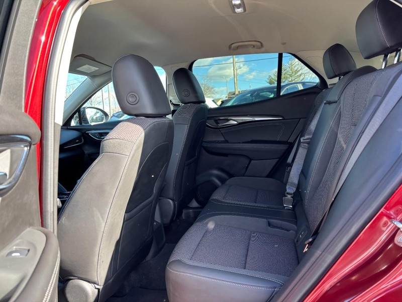 Buick Envision Vehicle Full-screen Gallery Image 10