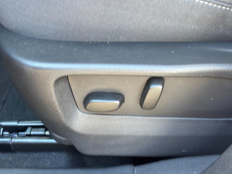 Buick Envision Vehicle Full-screen Gallery Image 15