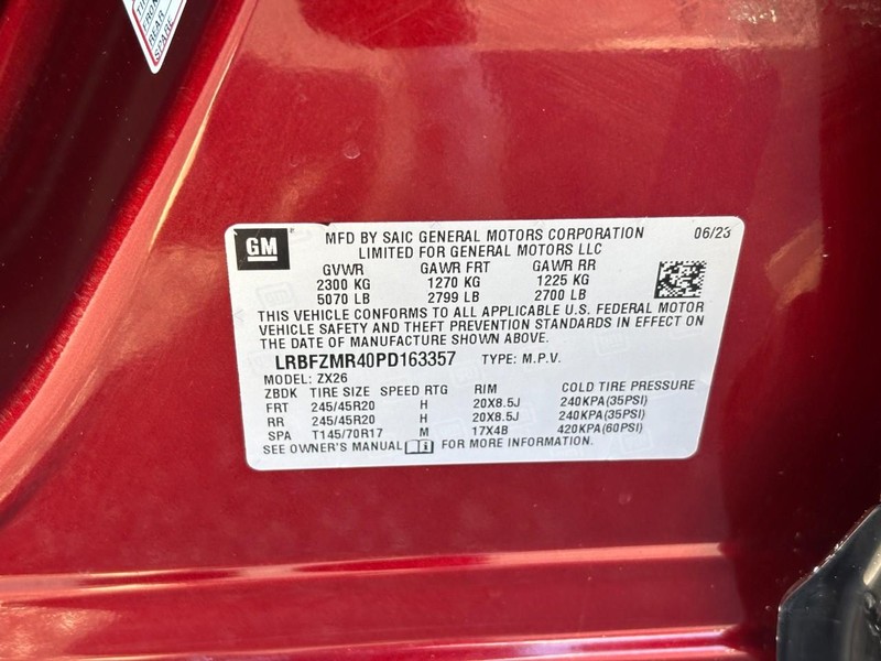 Buick Envision Vehicle Full-screen Gallery Image 25