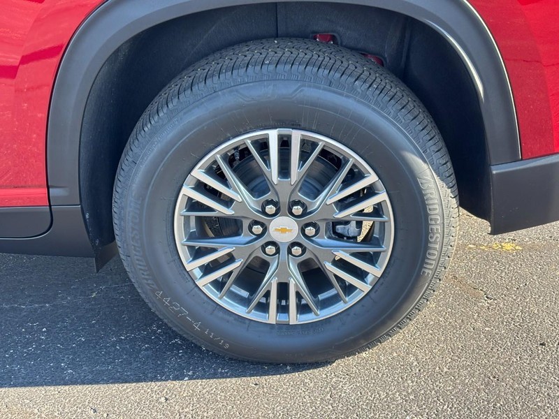 Chevrolet Traverse Vehicle Full-screen Gallery Image 4