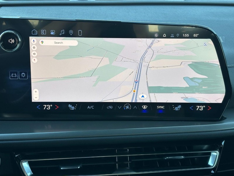 Chevrolet Traverse Vehicle Full-screen Gallery Image 18