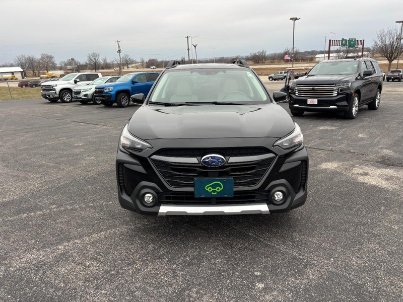 Subaru Outback Vehicle Full-screen Gallery Image 8