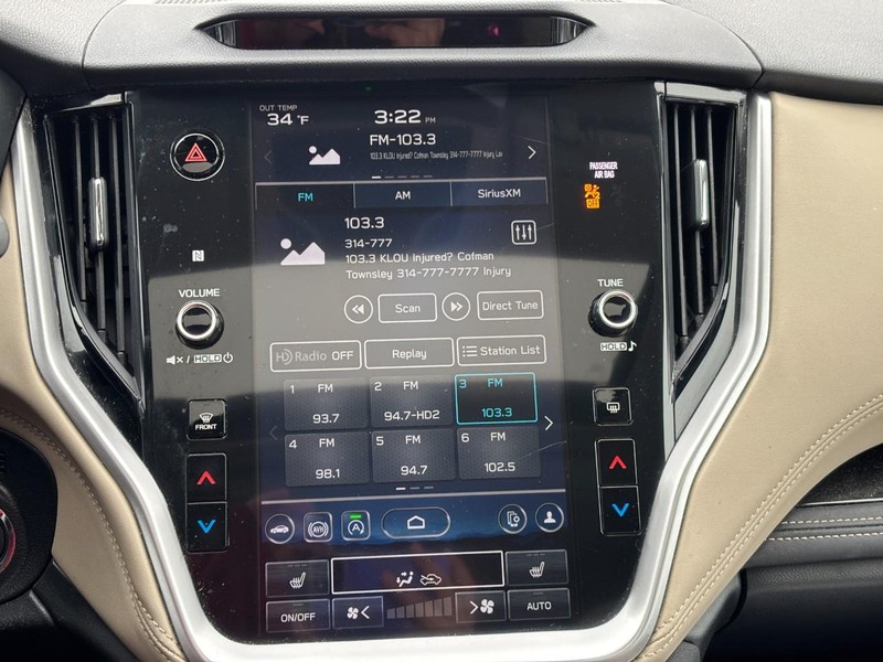 Subaru Outback Vehicle Full-screen Gallery Image 21