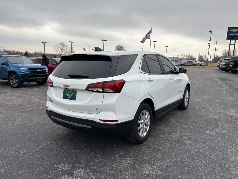 Chevrolet Equinox Vehicle Full-screen Gallery Image 05