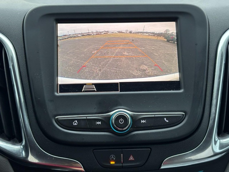 Chevrolet Equinox Vehicle Full-screen Gallery Image 22