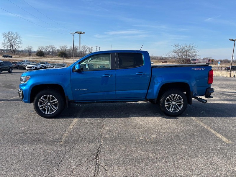 Chevrolet Colorado Vehicle Full-screen Gallery Image 02