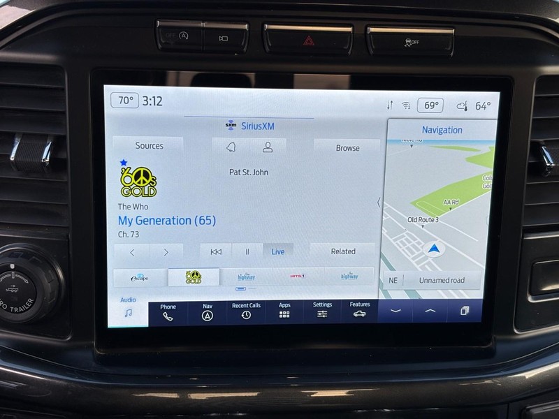 Ford F-150 Vehicle Full-screen Gallery Image 21