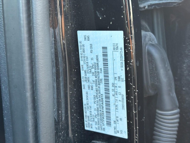 Ford F-150 Vehicle Full-screen Gallery Image 25