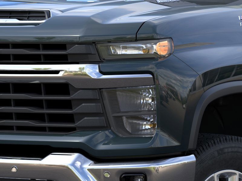Chevrolet Silverado 2500HD Vehicle Full-screen Gallery Image 10