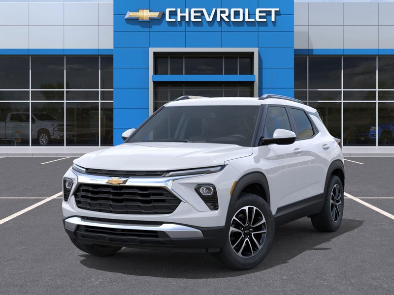 Chevrolet Trailblazer Vehicle Full-screen Gallery Image 6