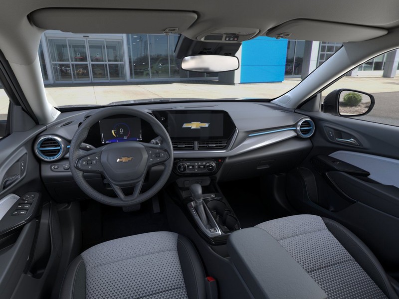 Chevrolet Trax Vehicle Full-screen Gallery Image 15