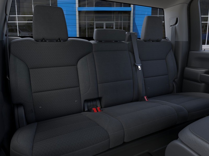 Chevrolet Silverado 2500HD Vehicle Full-screen Gallery Image 17