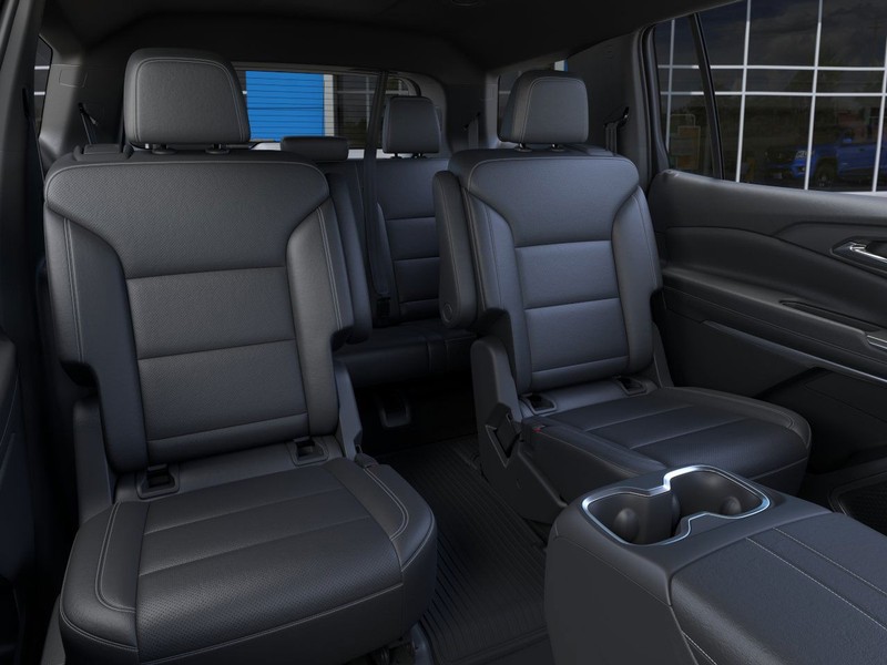 Chevrolet Traverse Vehicle Full-screen Gallery Image 17