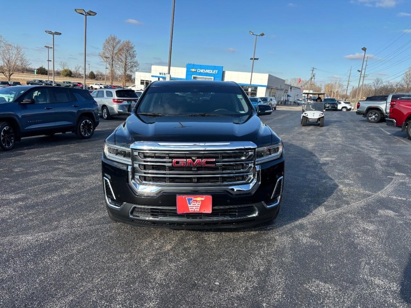 GMC Acadia Vehicle Full-screen Gallery Image 8