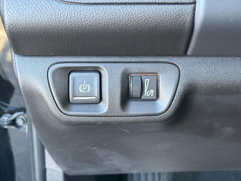 GMC Acadia Vehicle Full-screen Gallery Image 17