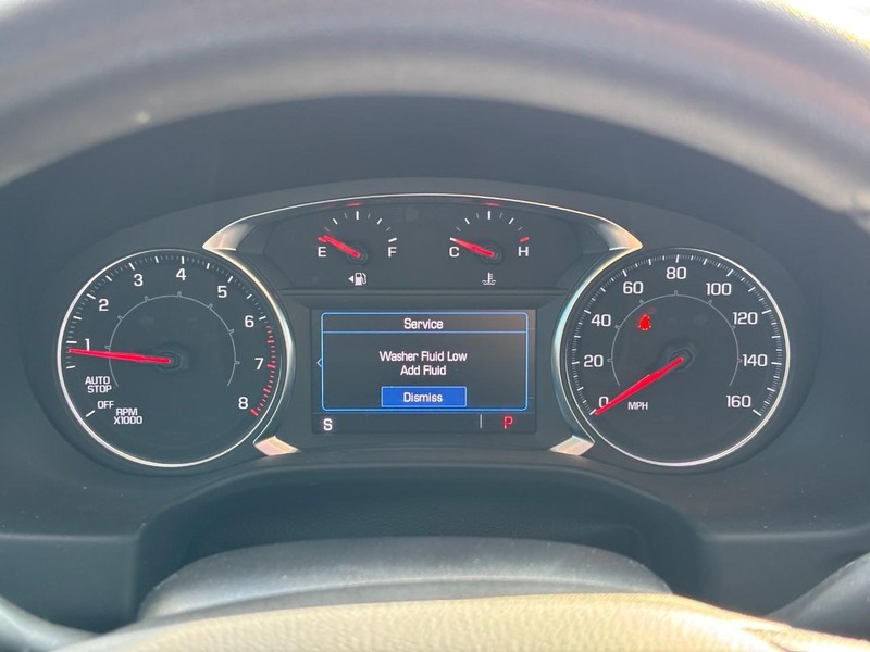 GMC Acadia Vehicle Full-screen Gallery Image 21