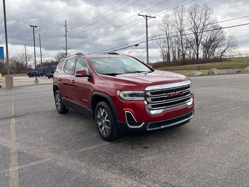 GMC Acadia Vehicle Full-screen Gallery Image 7