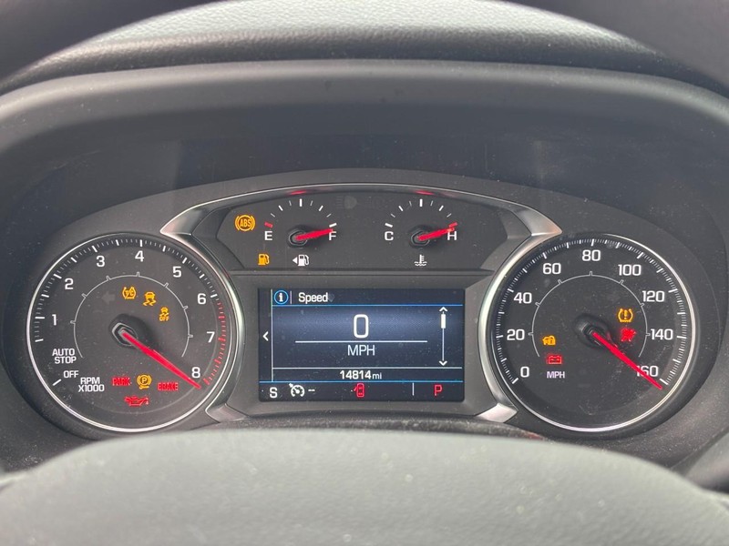 GMC Acadia Vehicle Full-screen Gallery Image 22