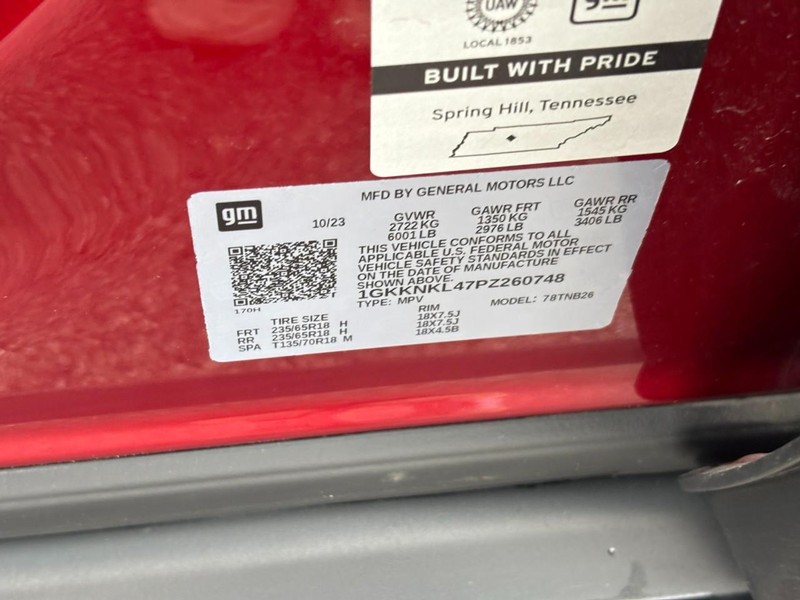 GMC Acadia Vehicle Full-screen Gallery Image 26