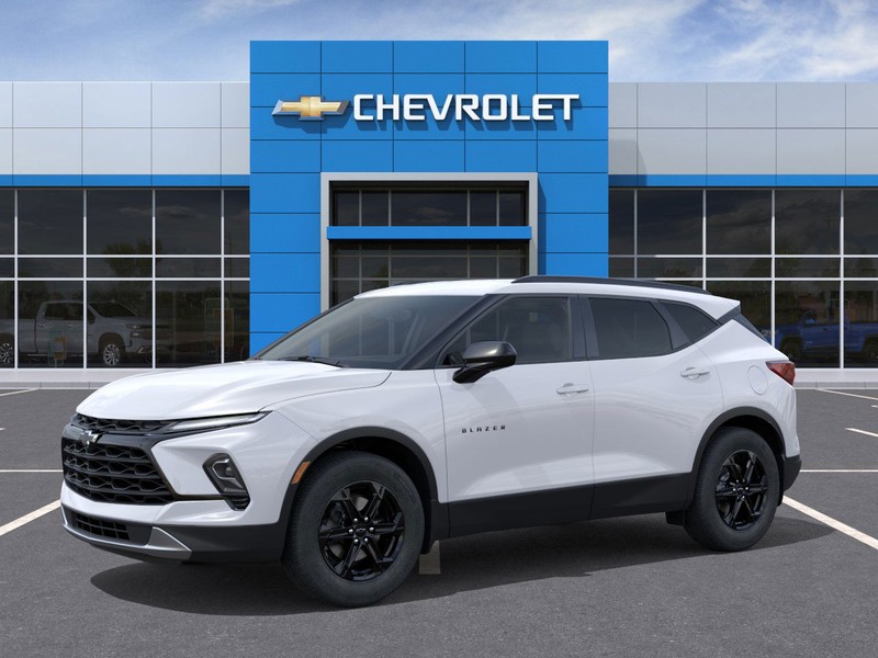 Chevrolet Blazer Vehicle Full-screen Gallery Image 2