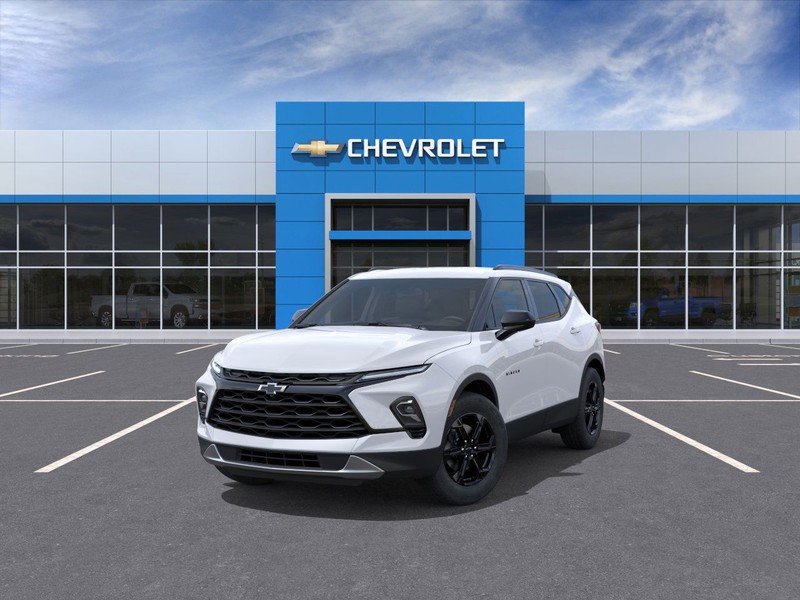 Chevrolet Blazer Vehicle Full-screen Gallery Image 8