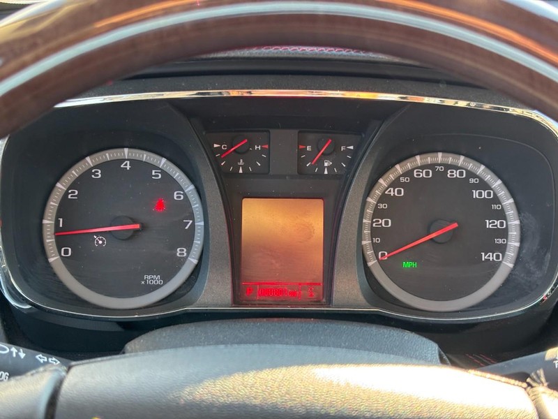 GMC Terrain Vehicle Full-screen Gallery Image 19