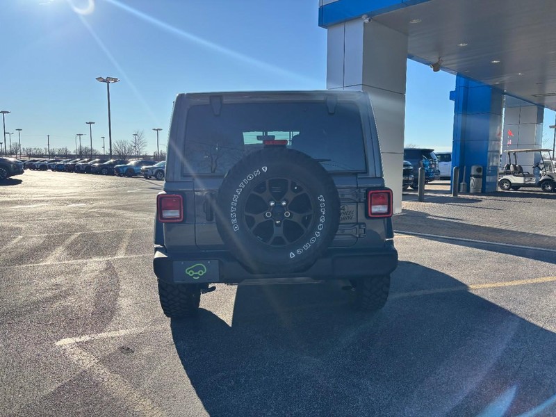 Jeep Wrangler Vehicle Full-screen Gallery Image 4