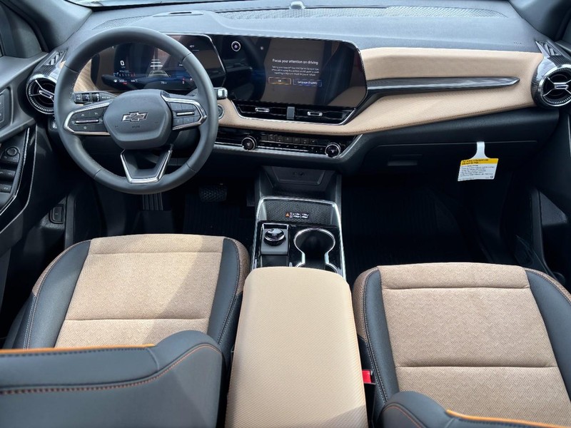 Chevrolet Equinox Vehicle Full-screen Gallery Image 6