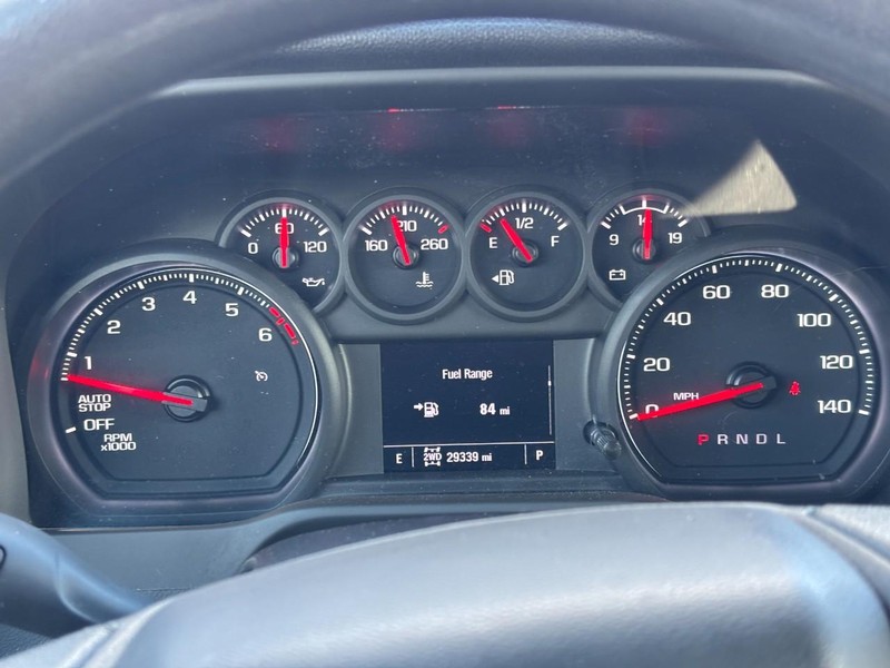 Chevrolet Silverado 1500 Vehicle Full-screen Gallery Image 20