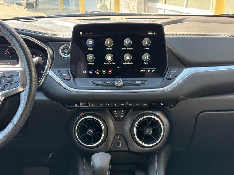 Chevrolet Blazer Vehicle Full-screen Gallery Image 13