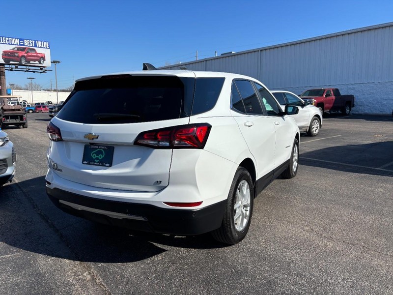Chevrolet Equinox Vehicle Full-screen Gallery Image 5