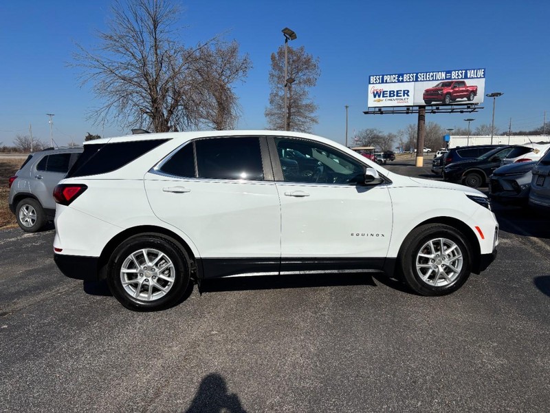 Chevrolet Equinox Vehicle Full-screen Gallery Image 6