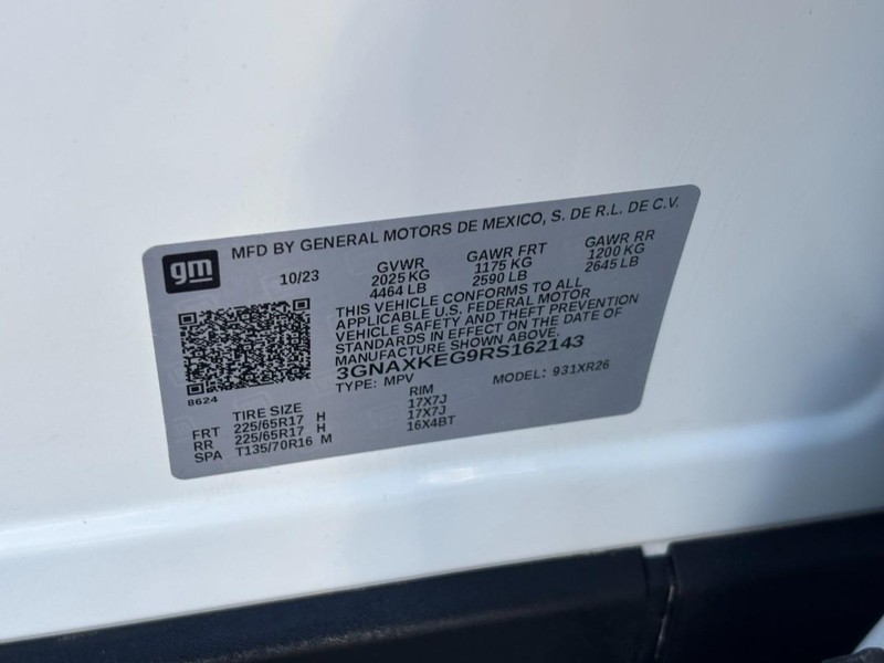 Chevrolet Equinox Vehicle Full-screen Gallery Image 25