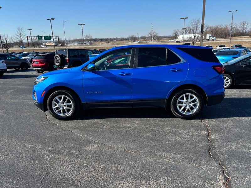 Chevrolet Equinox Vehicle Full-screen Gallery Image 2