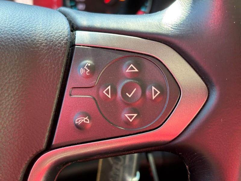 Chevrolet Silverado 1500 Vehicle Full-screen Gallery Image 20