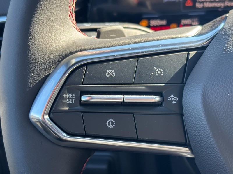 Chevrolet Tahoe Vehicle Full-screen Gallery Image 15