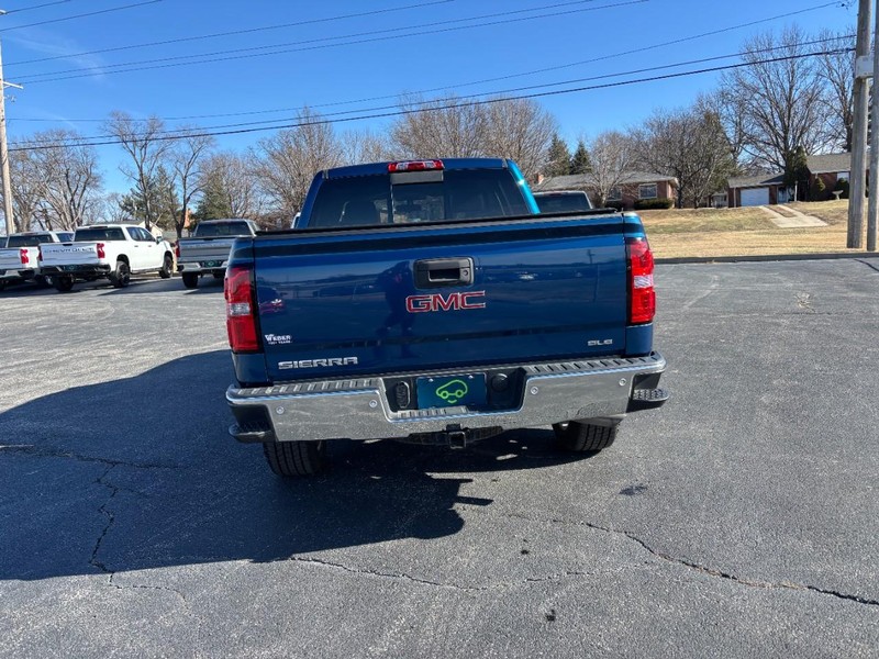 GMC Sierra 1500 Vehicle Full-screen Gallery Image 4