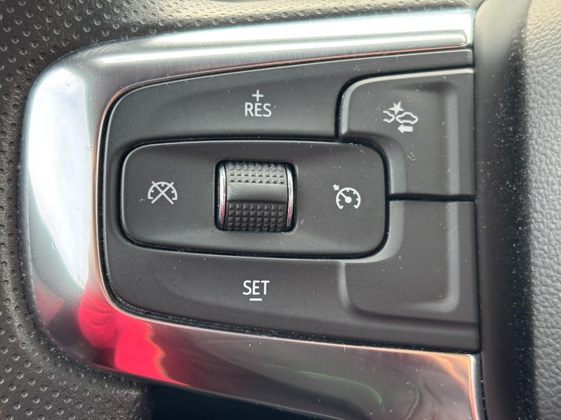 Chevrolet Blazer Vehicle Full-screen Gallery Image 18