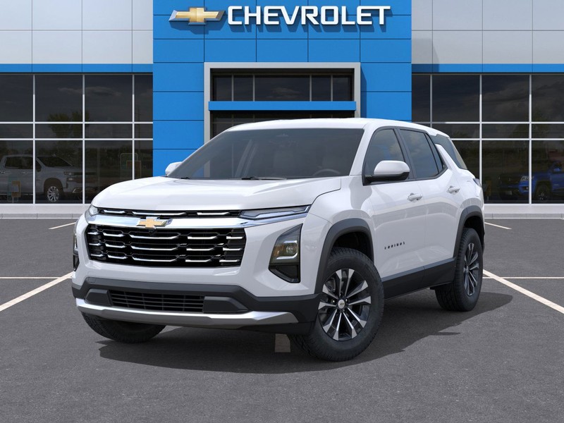Chevrolet Equinox Vehicle Full-screen Gallery Image 6