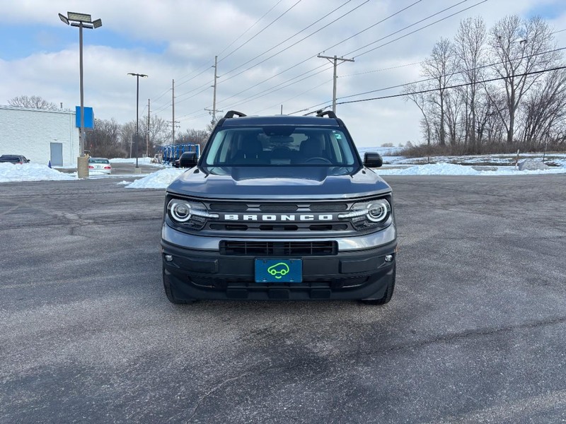 Ford Bronco Sport Vehicle Full-screen Gallery Image 8