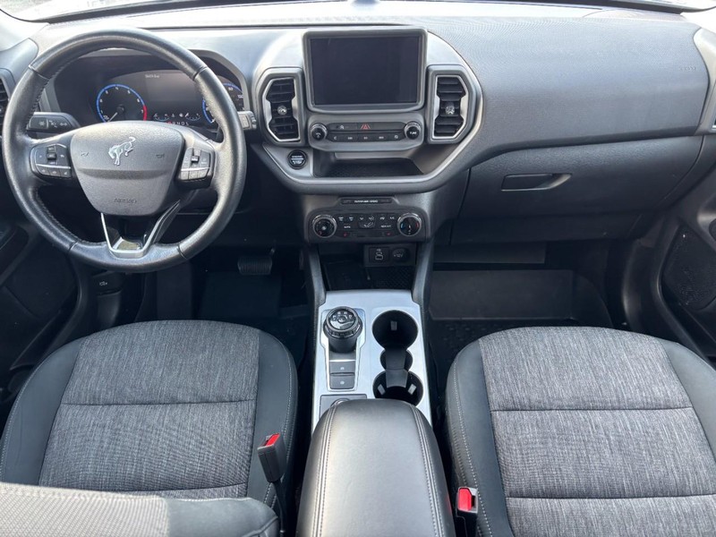 Ford Bronco Sport Vehicle Full-screen Gallery Image 11