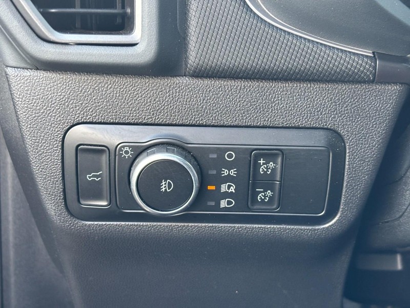 Ford Bronco Sport Vehicle Full-screen Gallery Image 17