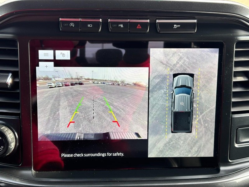 Ford F-150 Vehicle Full-screen Gallery Image 23