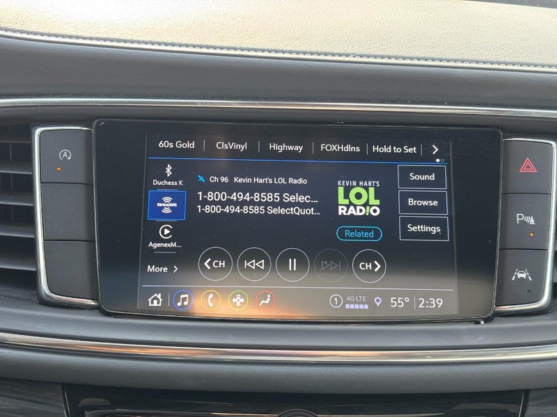 Buick Enclave Vehicle Full-screen Gallery Image 22