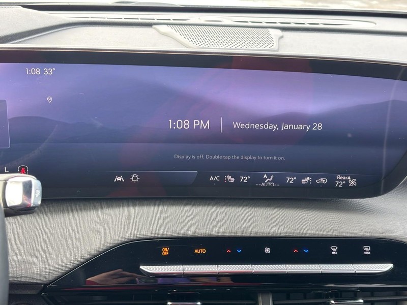 Buick Enclave Vehicle Full-screen Gallery Image 23