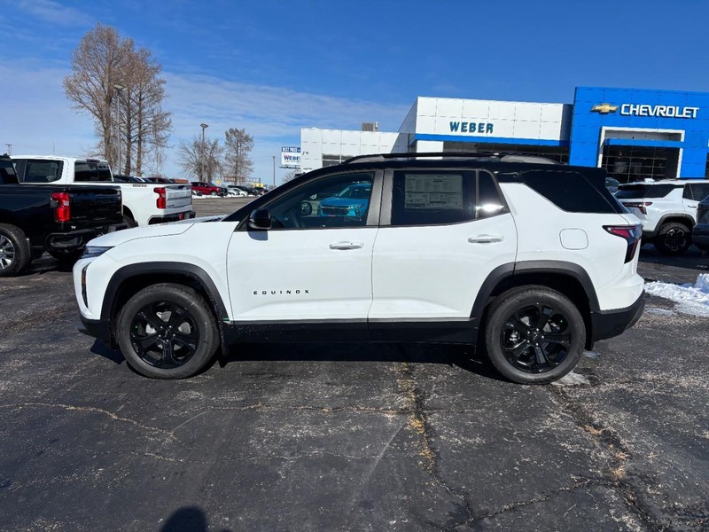 Chevrolet Equinox Vehicle Full-screen Gallery Image 2