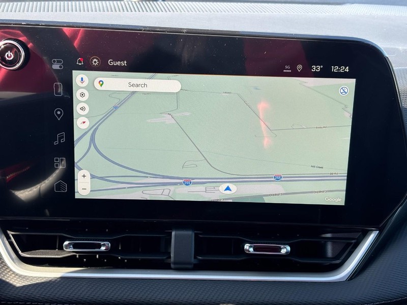 Chevrolet Equinox Vehicle Full-screen Gallery Image 18