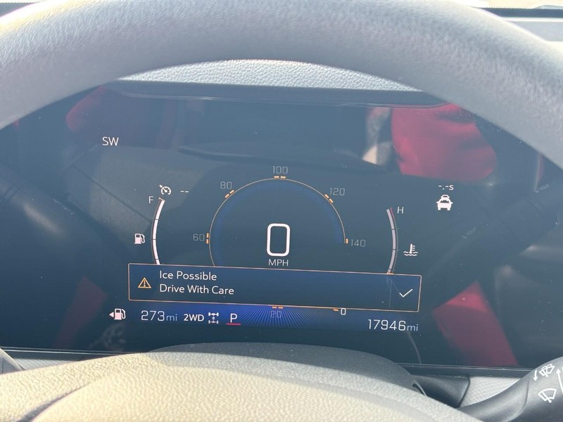 Chevrolet TrailBlazer Vehicle Full-screen Gallery Image 21